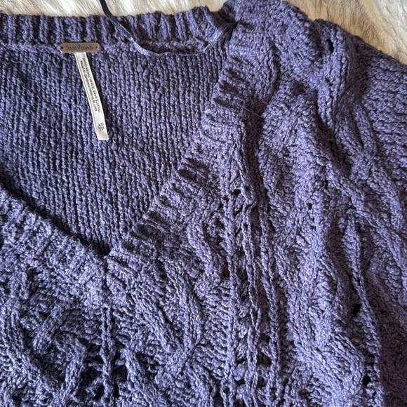 F r e e  P e o p l e • Cross My Heart Sweater - Picture 3 of 10